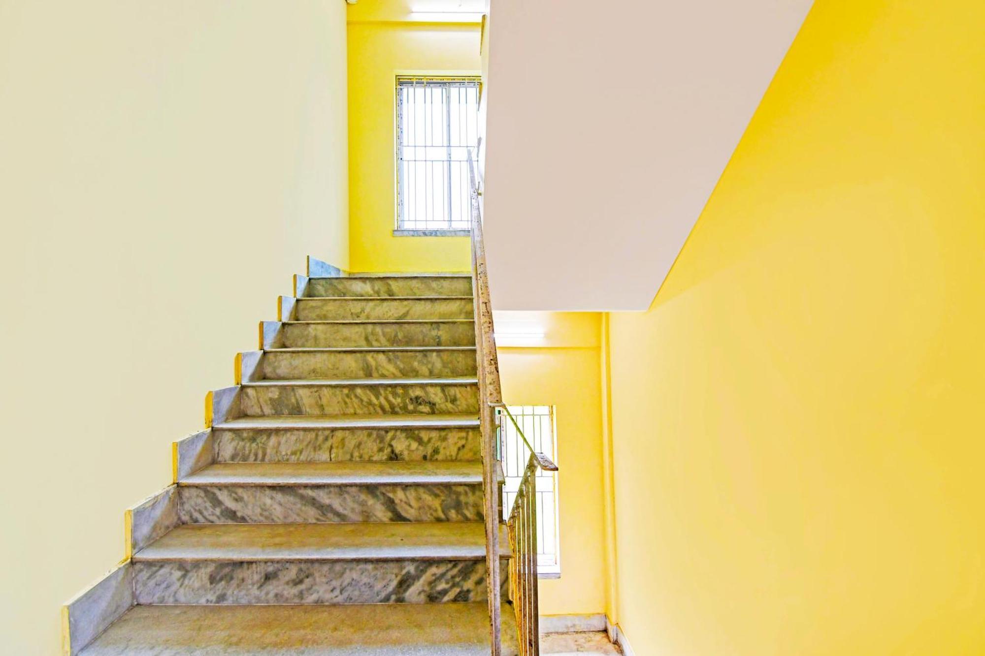 Super Hotel O Ruby Near Acropolis Mall Calcutta Extérieur photo